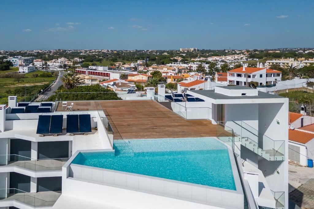 Apartamento Perfect Place To Escape To With Rooftop Infinity Pool Olhos de Agua  Exterior foto